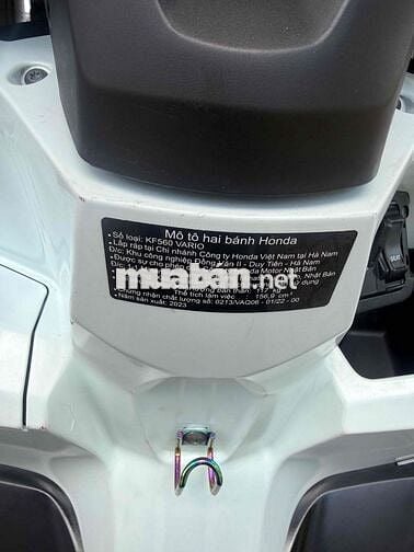Honda Vario 160cc CBS 2023 Trắng 8600 km Chính chủ
