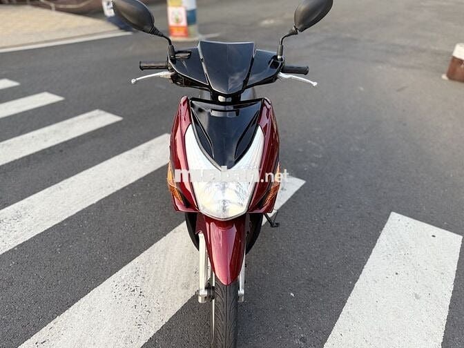 Honda Click 2010 màu Đỏ Máy êm Xe đẹp 96%