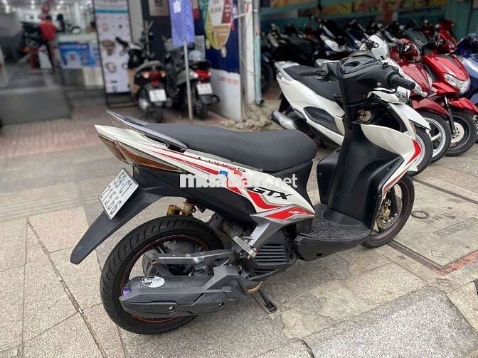 Yamaha Luvias 2013 Trắng đã qua sử dụng