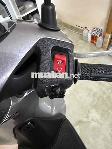 Honda SH150i ABS Xám Bạc 2018