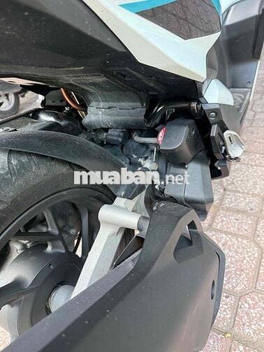 Honda Vario 160cc CBS 2023 Trắng 8600 km Chính chủ
