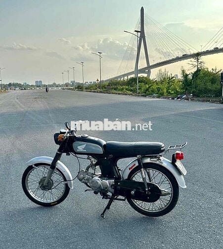 Honda 67 Đen,