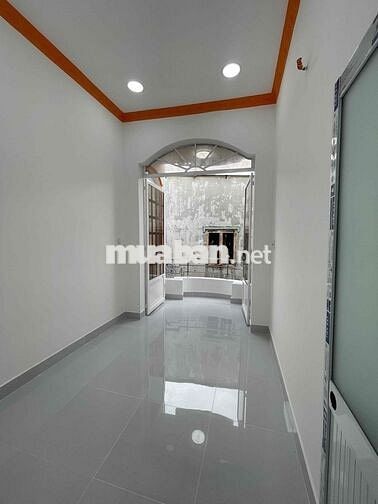 Chính chủ cần bán nhà Mới 2,8x9m 1 lầu P15 Q8