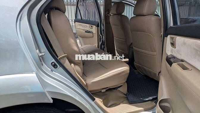 Toyota Fortuner 2014 Bạc 162.000km