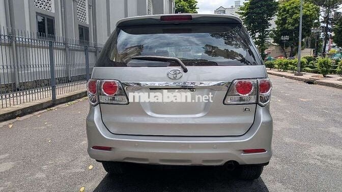 Toyota Fortuner 2014 Bạc 162.000km