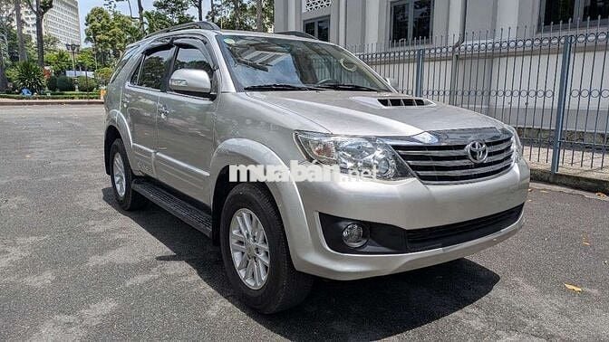 Toyota Fortuner 2014 Bạc 162.000km