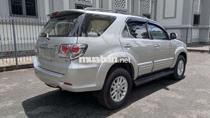 Toyota Fortuner 2014 Bạc 162.000km
