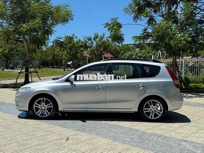 Hyundai i30 2009 Bạc Tự động