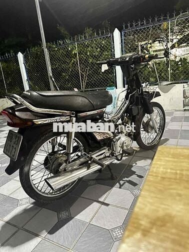 Honda Dream Loncin Nâu Bình đề