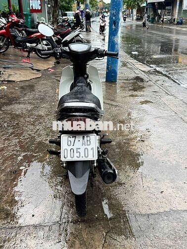Yamaha Sirius 50cc Trắng, Đen