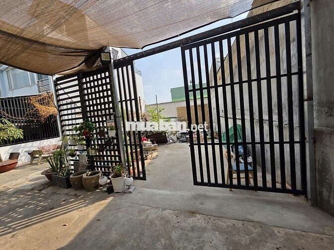 Đất gần trường học 1,2 đường Nguyễn Du phường Dĩ An Tp Dĩ An