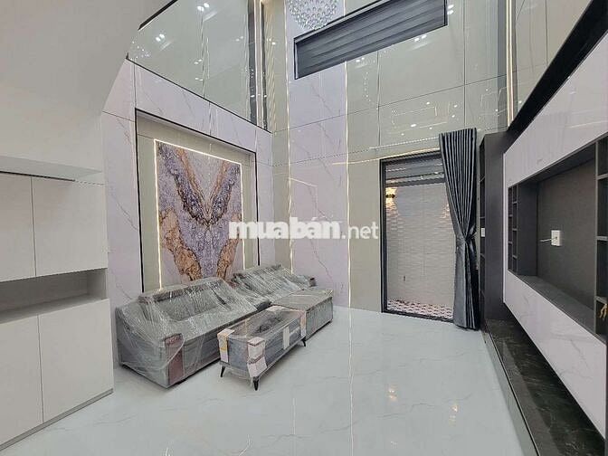 NHÀ TỈNH LỘ 10.50M2 NHÀ XÂY MỚI, 3 PHÒNG NGỦ, 4WC. 5,6 TỶ THƯƠNG LƯỢNG