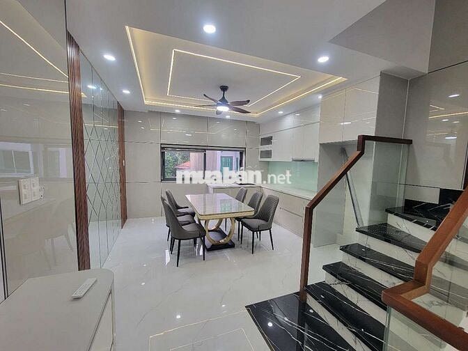 NHÀ TỈNH LỘ 10.50M2 NHÀ XÂY MỚI, 3 PHÒNG NGỦ, 4WC. 5,6 TỶ THƯƠNG LƯỢNG