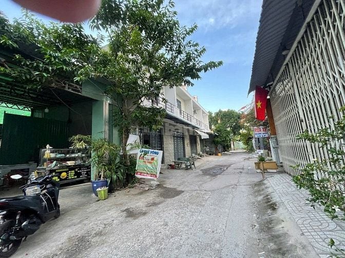 Sang quán cơm công trình tại Võ Văn Kiệt BÌnh Tân