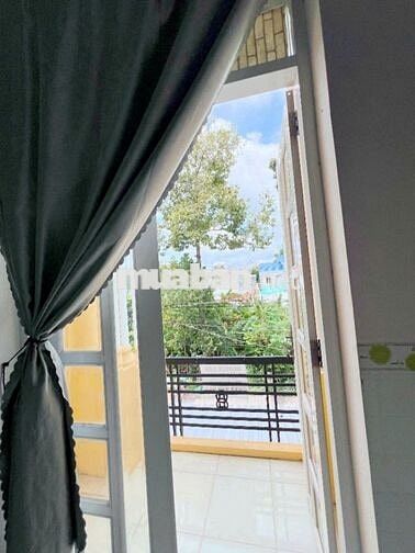 Nhà 1 trệt 2 lầu KDC Long Thịnh – Full nội thất