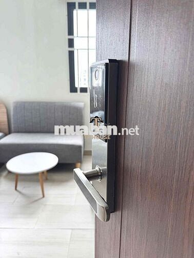 Cho thuê studio có cửa sổ trời full nội thất gần Phú Nhuận