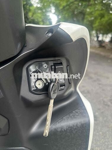 Honda Vision 110 2026 Trắng 2300 km
