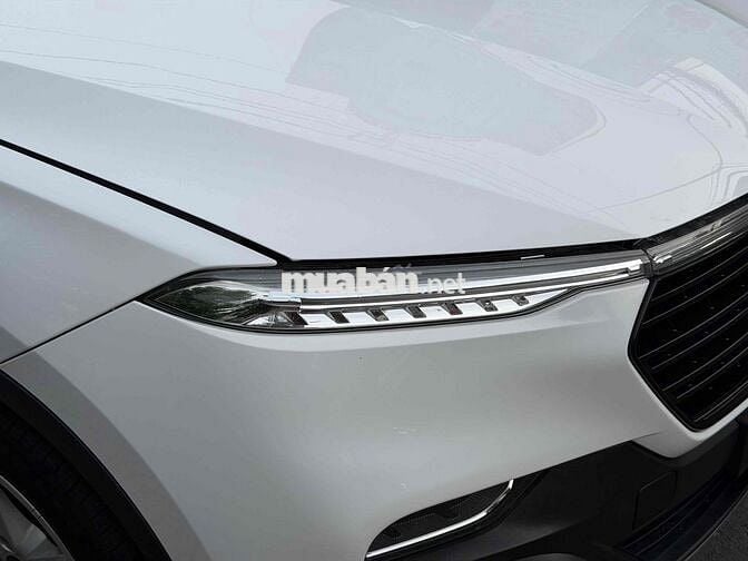 Vinfast Lux SA 2021 Trắng 80.000 km
