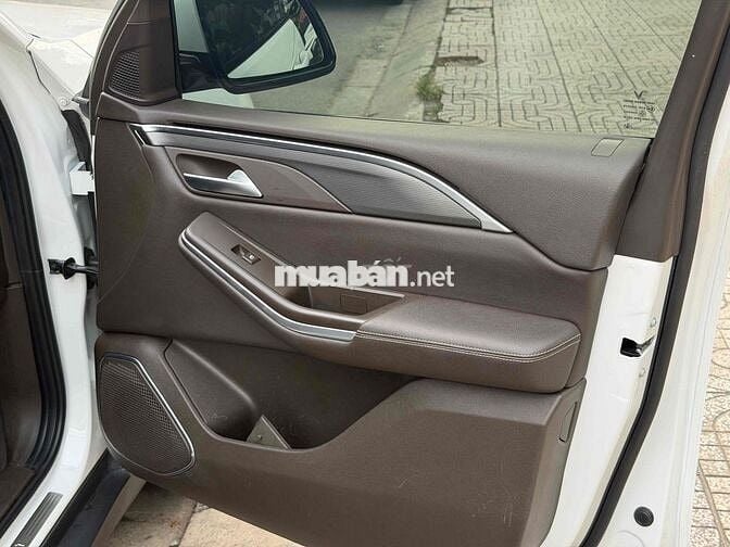 Vinfast Lux SA 2021 Trắng 80.000 km