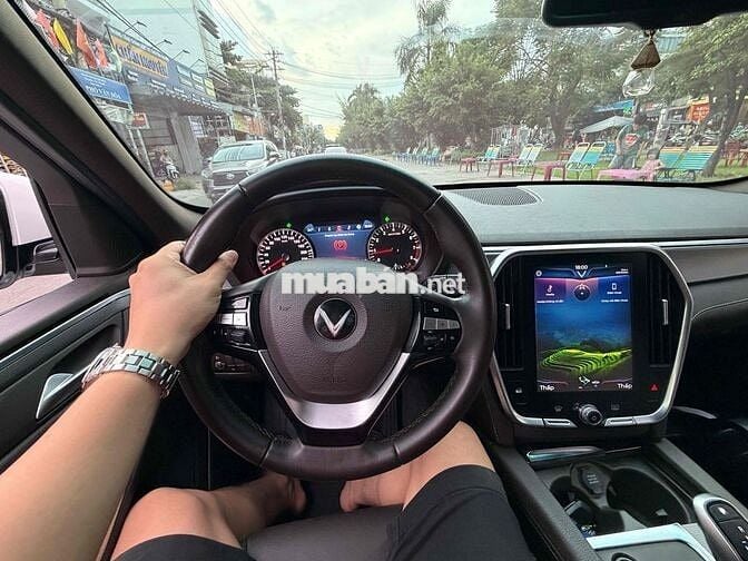 Vinfast Lux SA 2021 Trắng 80.000 km