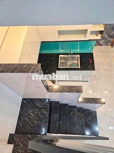 Bán nhà sát hẻm xe hơi Ni Sư Huỳnh Liên 2PN giá 2.9 tỷ