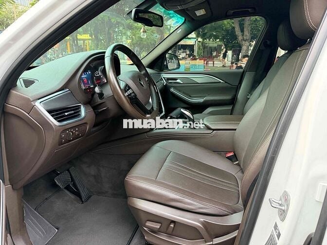 Vinfast Lux SA 2021 Trắng 80.000 km
