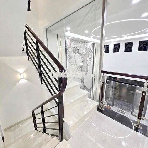 🛑Nhà mới sang trọng, cách 30m ra hẻm ô tô, 5 tầng (4.6x13m)