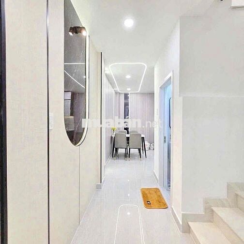 🛑Nhà mới sang trọng, cách 30m ra hẻm ô tô, 5 tầng (4.6x13m)