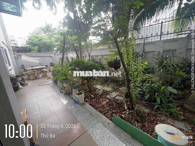 NHÀ HẺM 1 SẸT NỞ HẬU TO GẦN LOTTE MART Q7