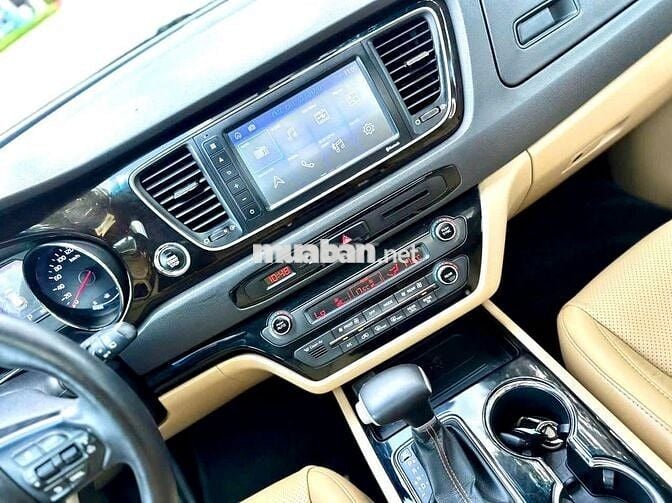 Kia Sedona 2021 Dầu Đen