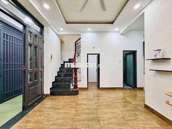 Bán nhà Quang Trung - 47m2 - 4Pngủ - Sát Mặt tiền