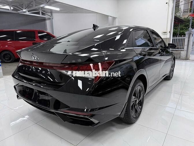 Hyundai Elantra 2025 1.6 AT Đặc biệt Đen