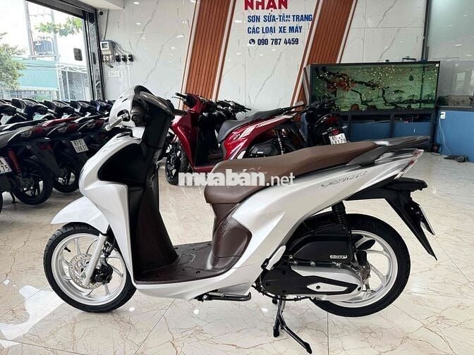 Honda Vision 2025 Xám 2.467km