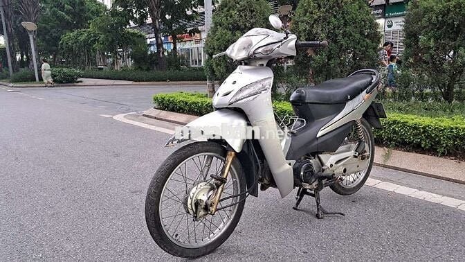 Honda Wave bạc