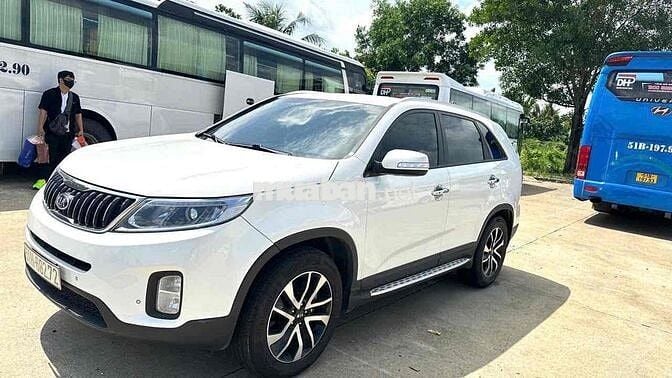 Kia Sorento Deluxe 2020 Trắng 41000km