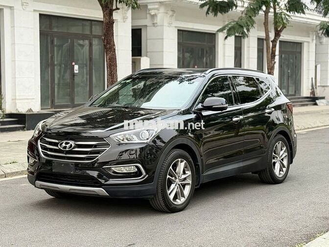 Hyundai Santafe 4wd 2018 Xăng 82000 km Đen
