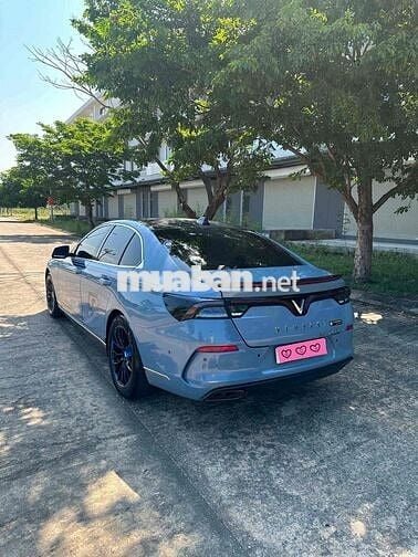 VinFast Lux A 2.0 Turbo 2020 Xanh 81000 km