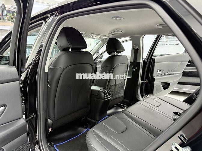 Hyundai Elantra 2025 1.6 AT Đặc biệt Đen