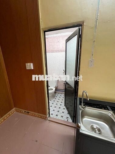 Nhà mới hoàn thiện khu dân cư yên tĩnh