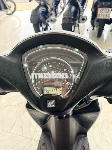 Honda Vision 2025 Xám 2.467km