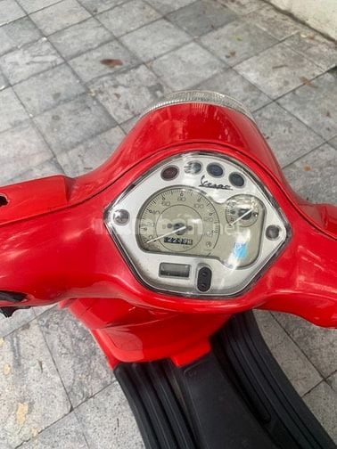 Cần bán xe Piaggio LX 125cc chạy bốc, kim phun điện tử