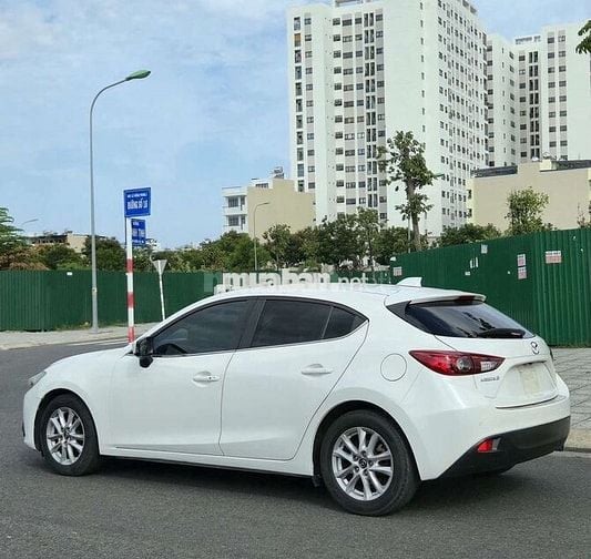 Mazda 3 HB 2016 Trắng 80000 km