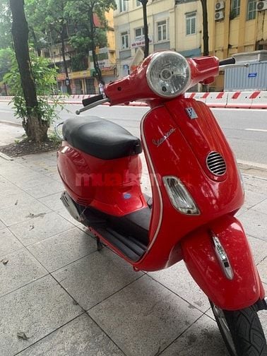 Cần bán xe Piaggio LX 125cc chạy bốc, kim phun điện tử