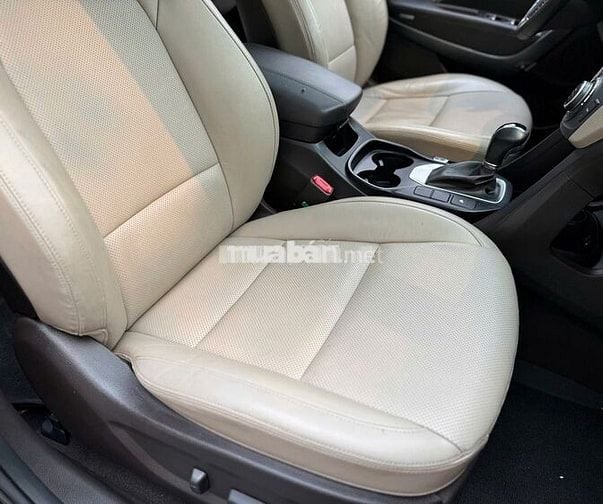 Hyundai Santafe 4wd 2018 Xăng 82000 km Đen