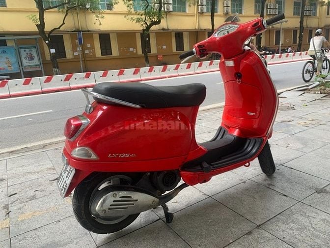 Cần bán xe Piaggio LX 125cc chạy bốc, kim phun điện tử