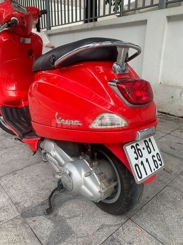 Cần bán xe Piaggio LX 125cc chạy bốc, kim phun điện tử
