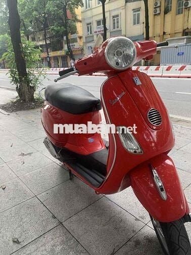 Piaggio Vespa LX 125 2025 Đỏ 1000 km