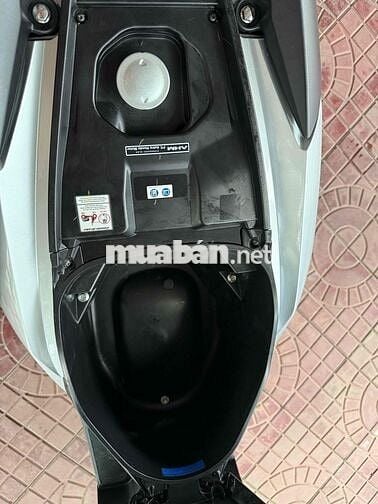 Honda Vario 125 v2 2025 Bạc 2000 km