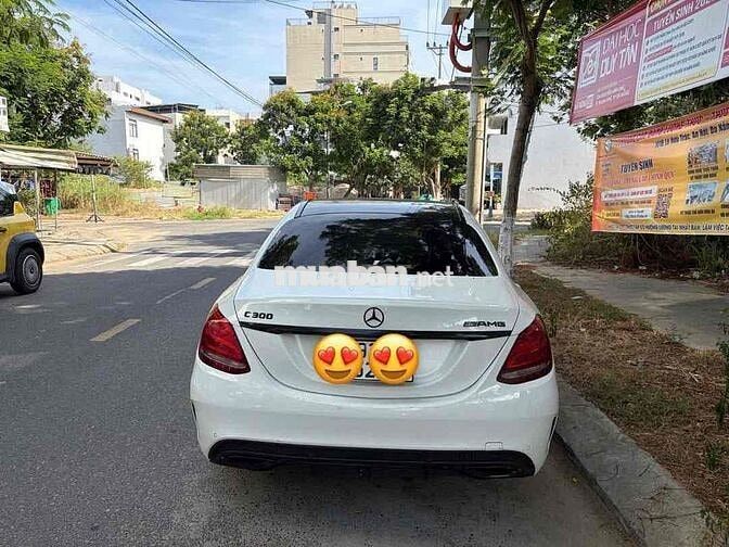 Mercedes Benz C300 AMG 2016 Trắng Tự động 7 cấp
