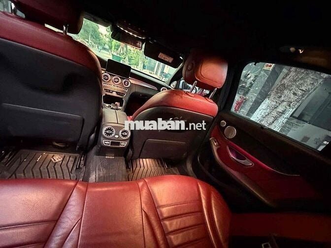 Mercedes Benz C300 AMG 2016 Trắng Tự động 7 cấp